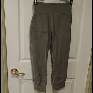 Lululemon Align Crop Jogger 23" Grey Sage size 4
